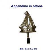 Appendino forma barca a vela, un gancio in ottone, dim. 9,5 x 5,2 cm